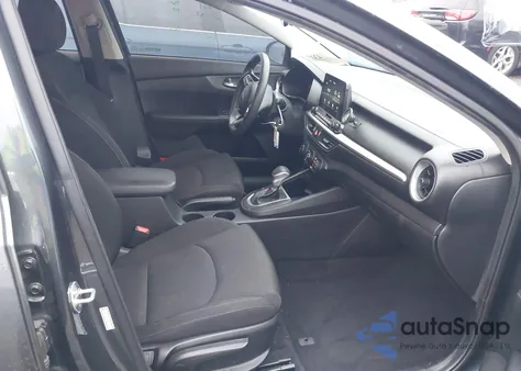 2021 Kia Forte Lxs из США, поврежденный, VIN 3KPF24AD3ME339040